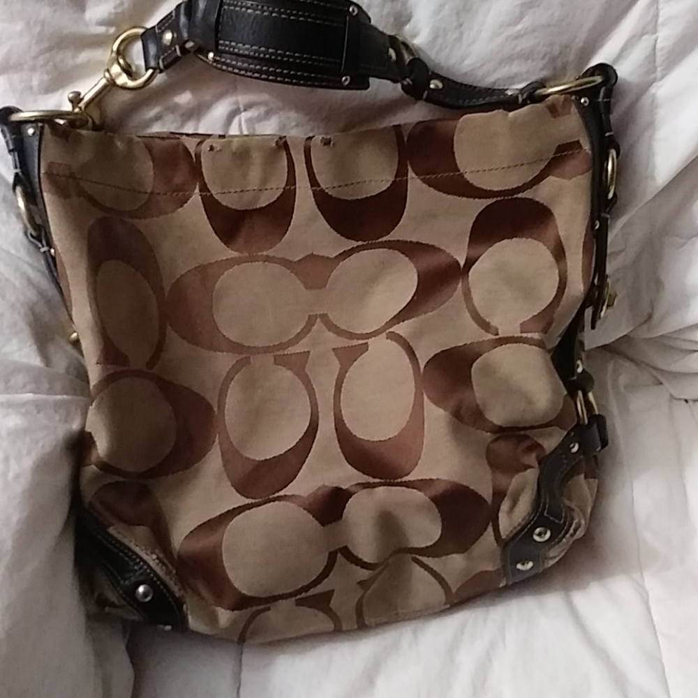 Purse - Picture 2 of 4